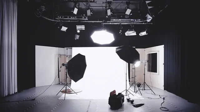 How to Create a Professional DIY Lighting Solution