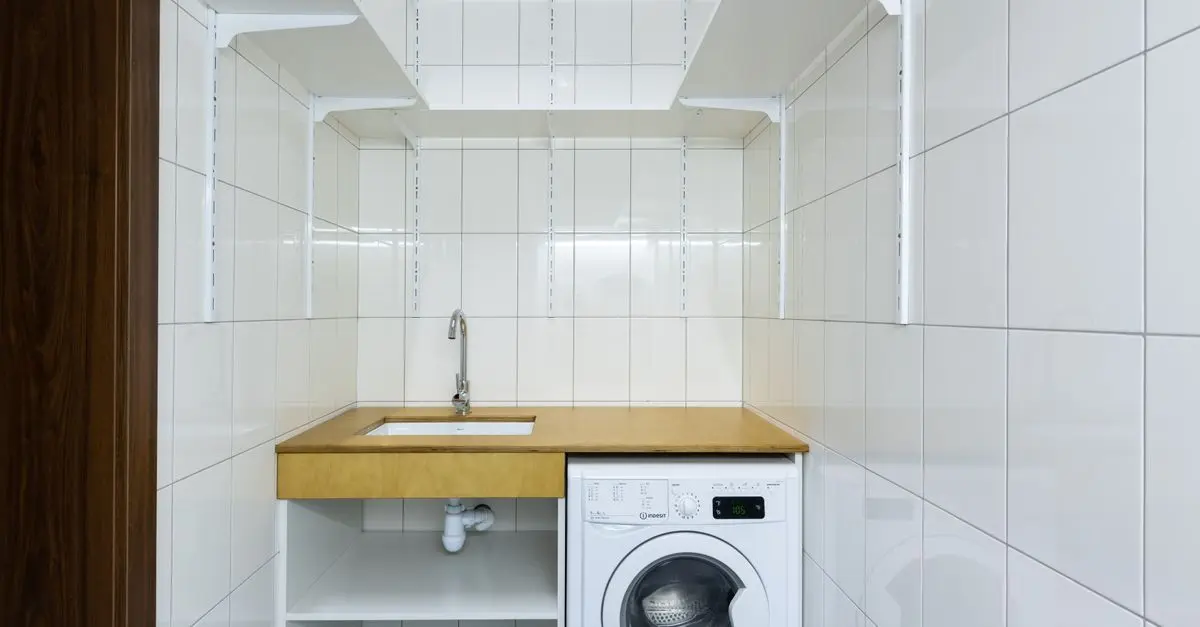 10 Creative DIY Solutions for Small Space Living